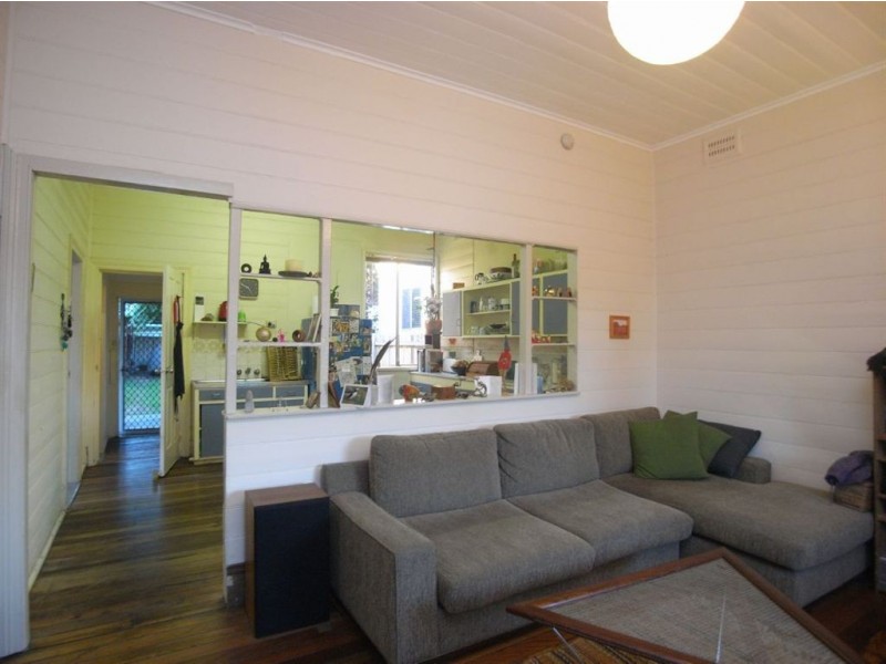 4 Tighes Terrace, Tighes Hill NSW 2297