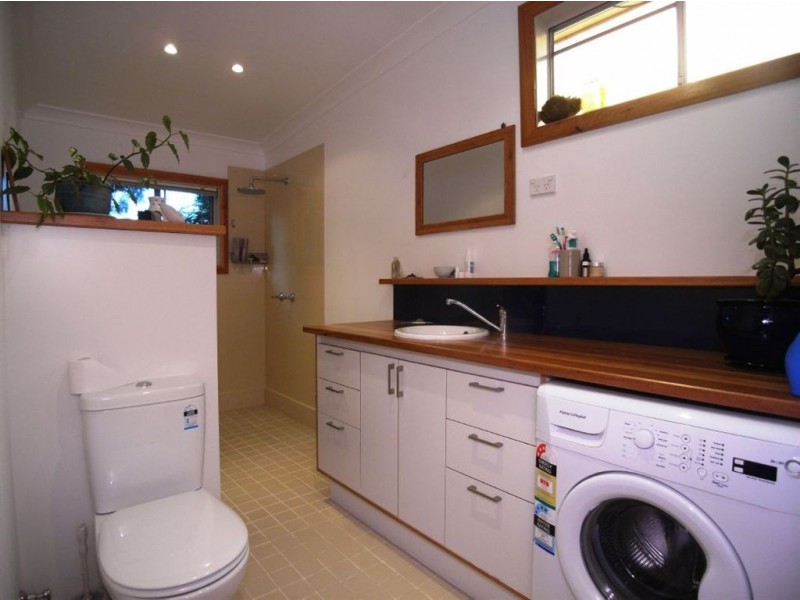 4 Tighes Terrace, Tighes Hill NSW 2297