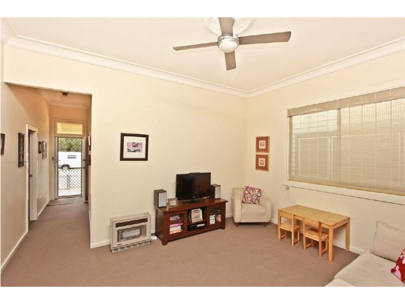 81 Margaret St, Mayfield NSW 2304