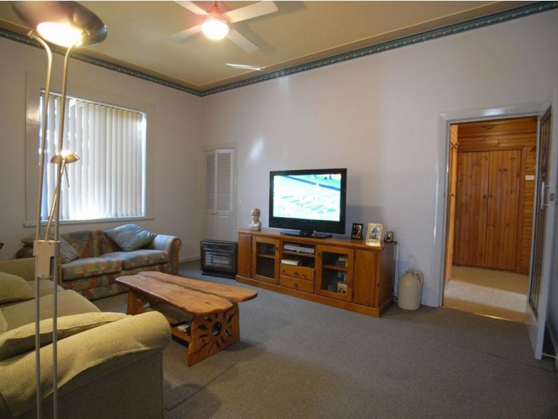 5 Usk Street, Mayfield NSW 2304