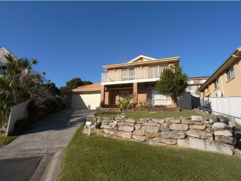 12 McNeil Close, Mayfield NSW 2304