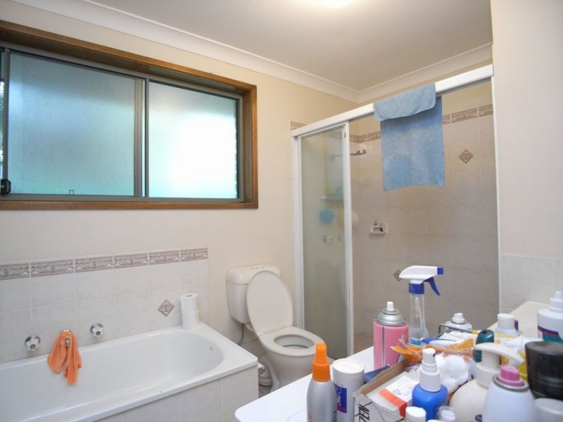 13 Conica close, Warabrook NSW 2304