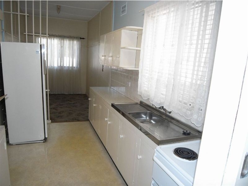 13 William  Street, Mayfield NSW 2304