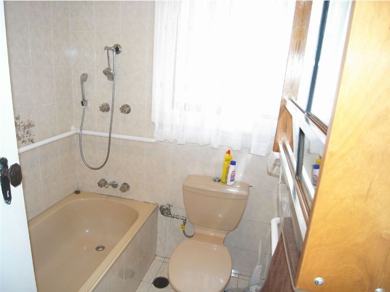 13 William  Street, Mayfield NSW 2304