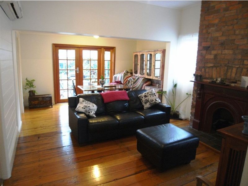 9 McIsaac, Tighes Hill NSW 2297