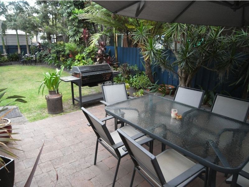 9 McIsaac, Tighes Hill NSW 2297