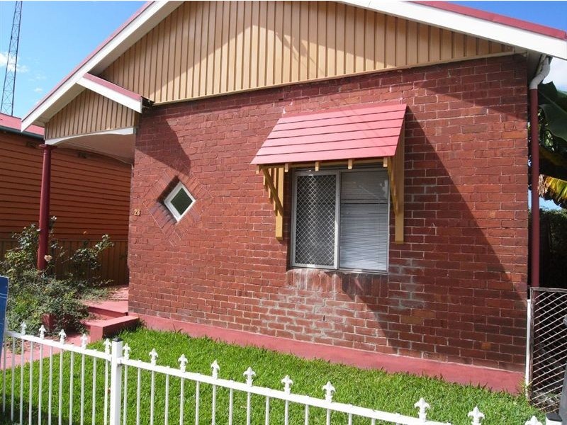 28 Roe Street, Mayfield NSW 2304