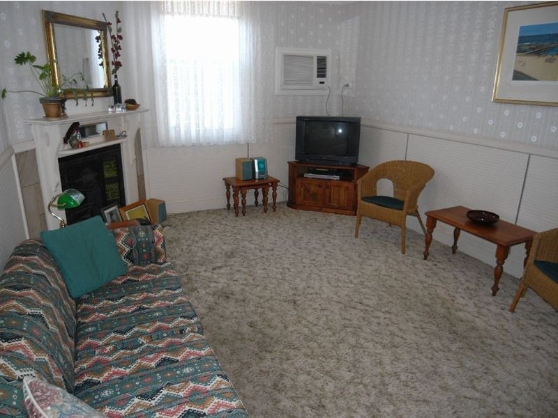 18 Gorrick Street, Mayfield East NSW 2304