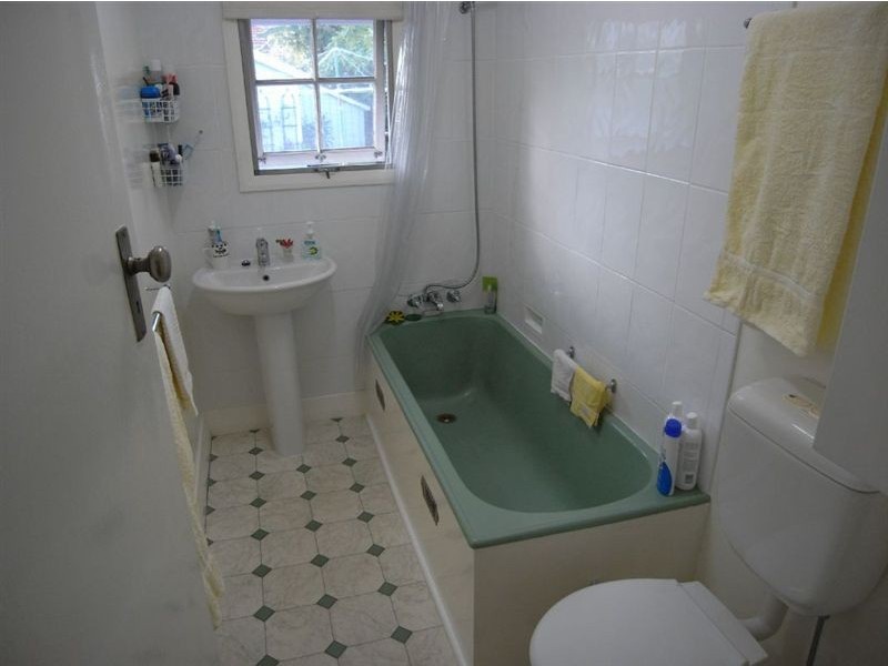 18 Gorrick Street, Mayfield East NSW 2304