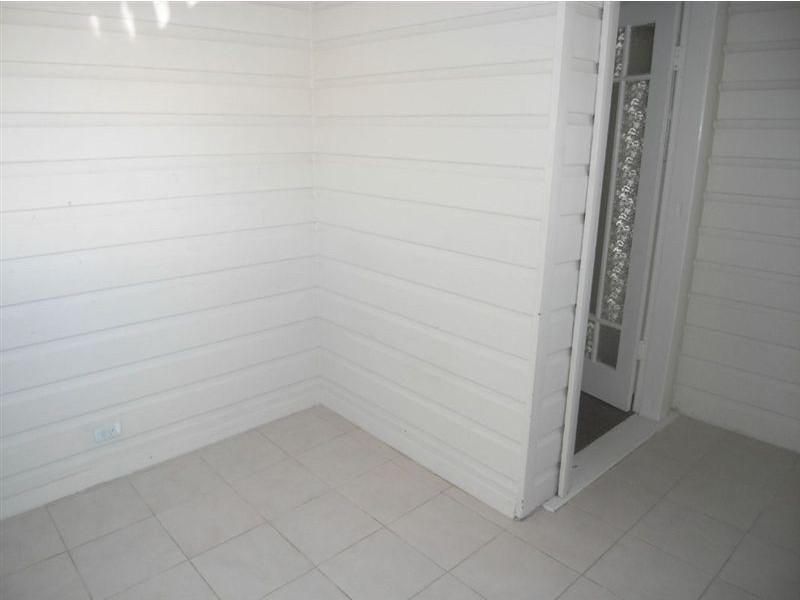 8 Wilkinson Street, Mayfield NSW 2304