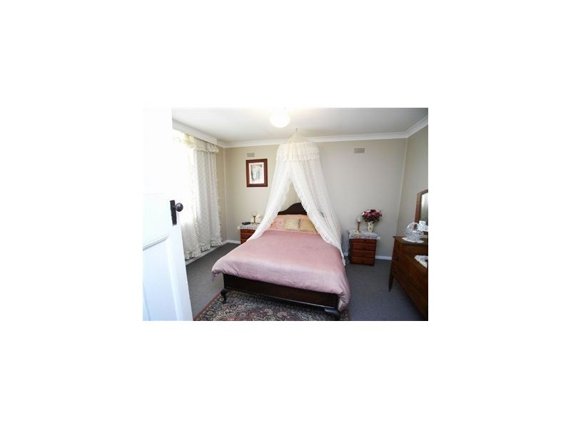 25 Winchester Street, Mayfield NSW 2304