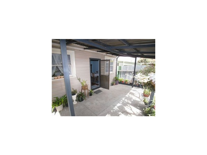 25 Winchester Street, Mayfield NSW 2304