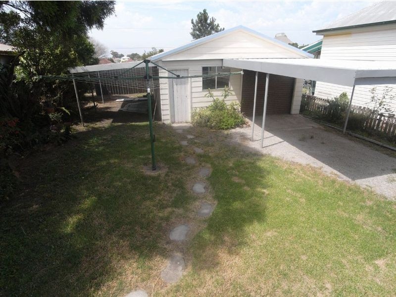 5 Vera Street, Waratah NSW 2298