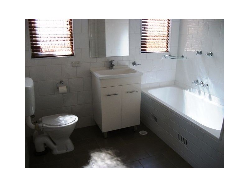 109 Woodstock Street, Mayfield NSW 2304