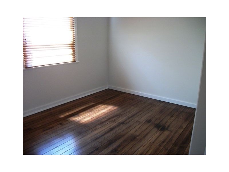 109 Woodstock Street, Mayfield NSW 2304