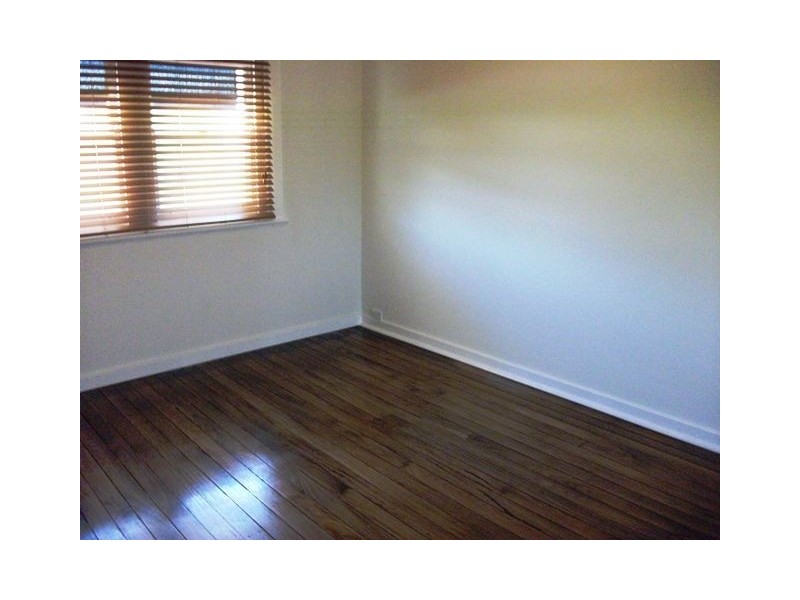 109 Woodstock Street, Mayfield NSW 2304