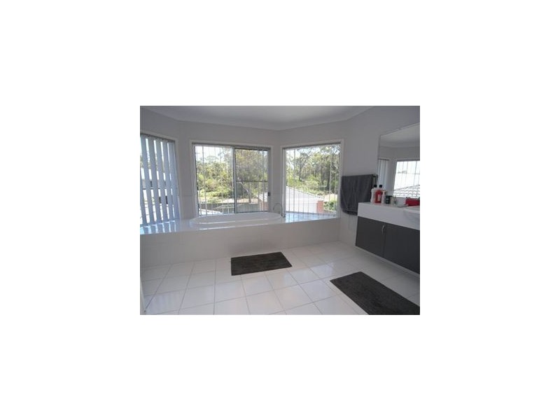 3 Ironbark Drive, Fern Bay NSW 2295