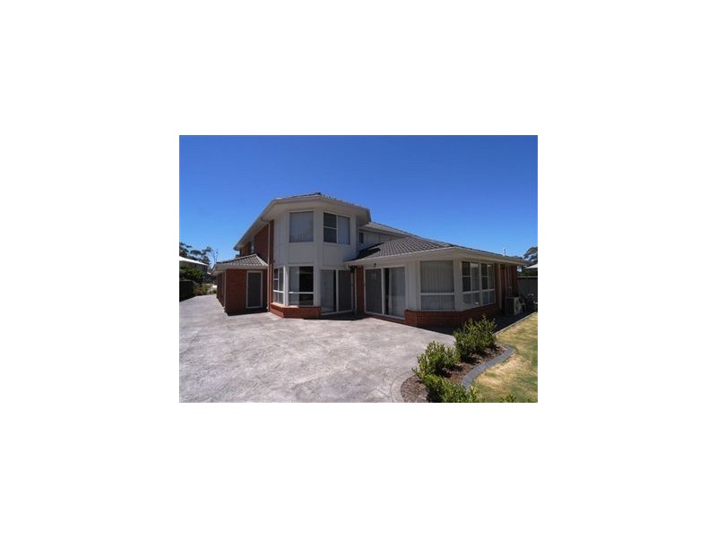3 Ironbark Drive, Fern Bay NSW 2295
