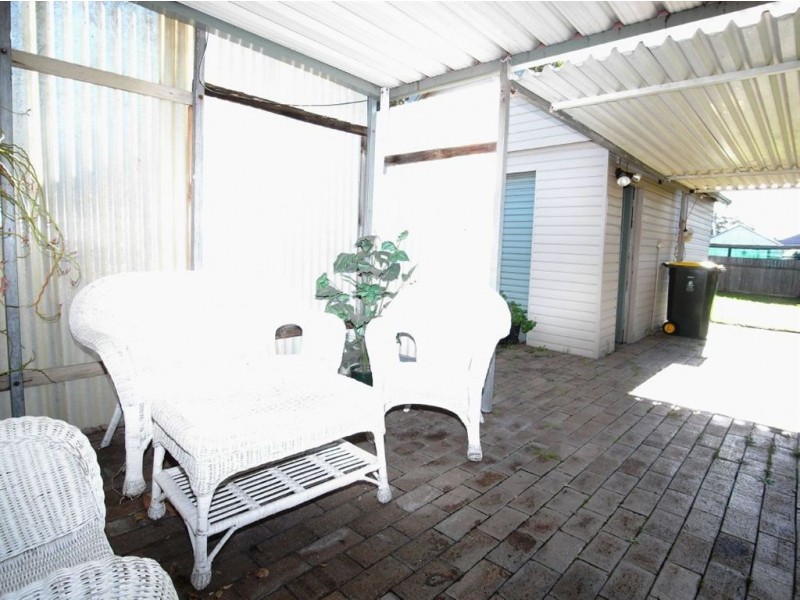 23 Ackeron Street, Mayfield NSW 2304