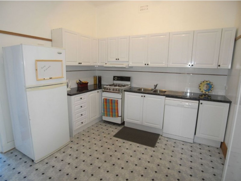 18 Islington Street, Islington NSW 2296