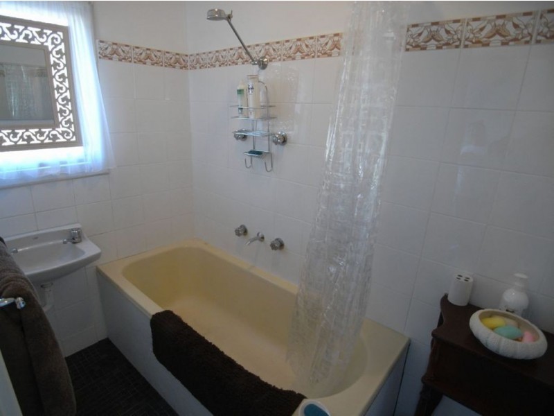 18 Islington Street, Islington NSW 2296