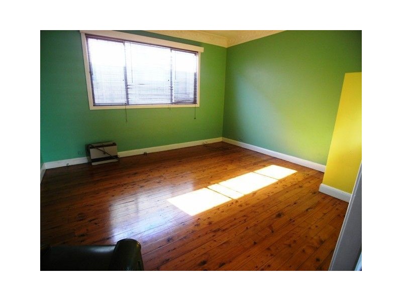 7 Kerr Street, Mayfield NSW 2304