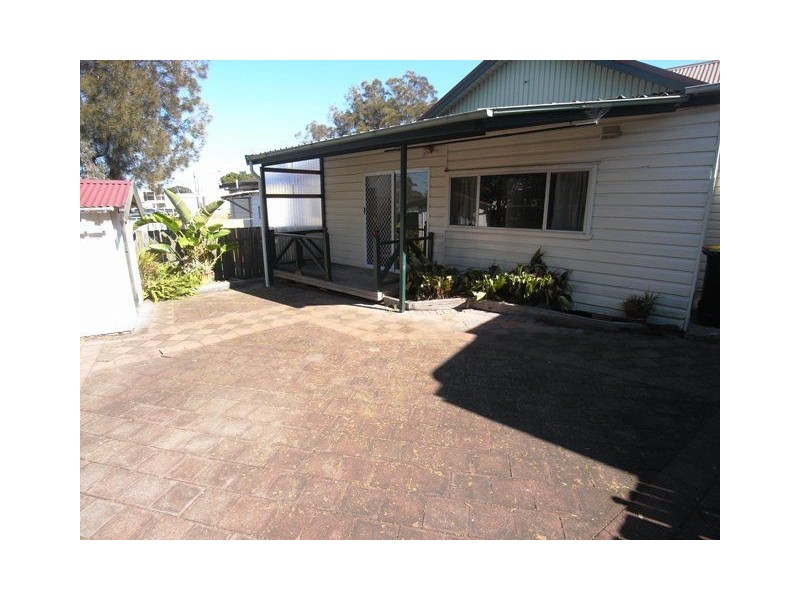 7 Kerr Street, Mayfield NSW 2304