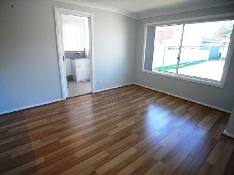 41 Teralba Road, Broadmeadow NSW 2292