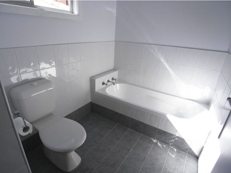 41 Teralba Road, Broadmeadow NSW 2292