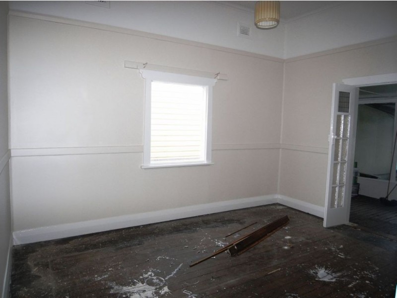 18 Rawson Street, Mayfield NSW 2304