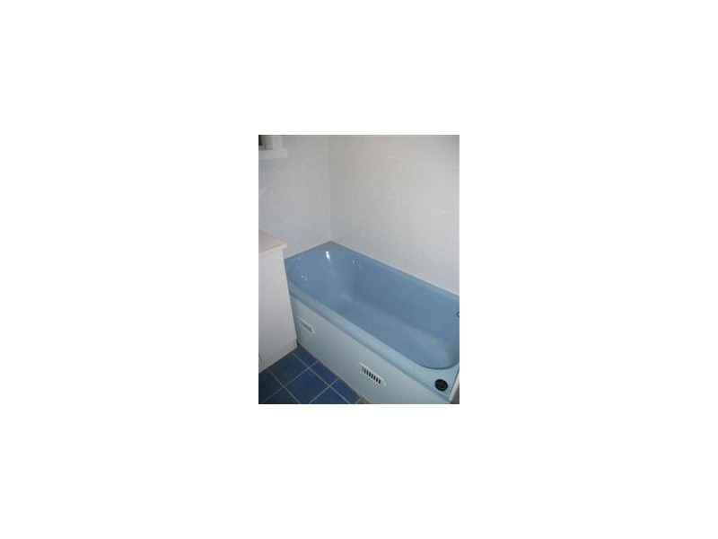 Room 2/20 Queen Street, Waratah West NSW 2298