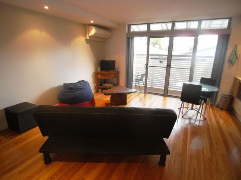 2/92a Young Street, Carrington NSW 2294