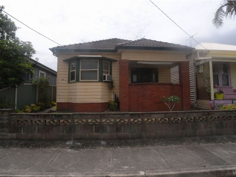 13 Tarin Street, Mayfield NSW 2304