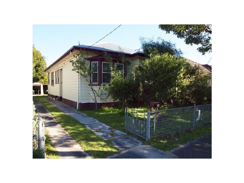 69 Scholey St, Mayfield NSW 2304
