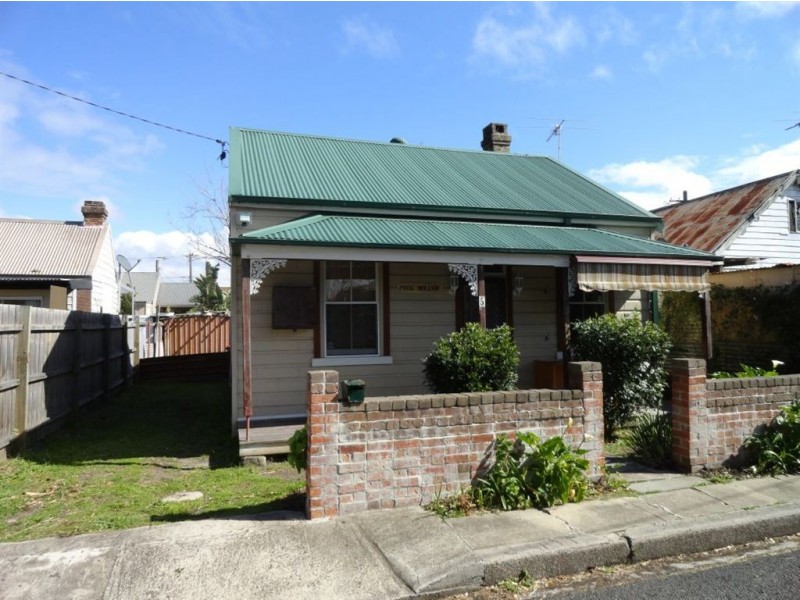 5 Marsden St, Carrington NSW 2294