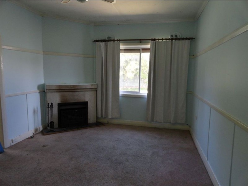 1 Clara St, Mayfield East NSW 2304