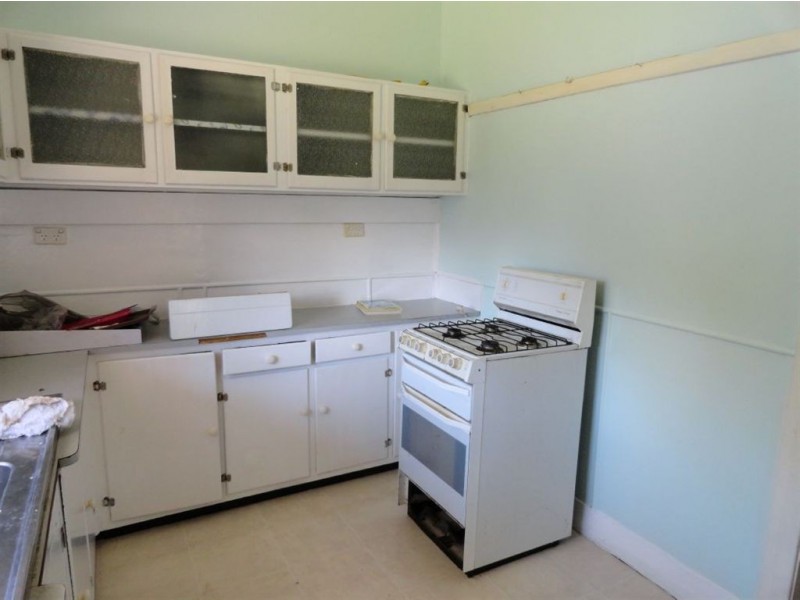 1 Clara St, Mayfield East NSW 2304