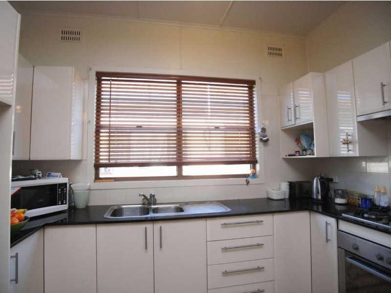 50 Upfold St, Mayfield NSW 2304