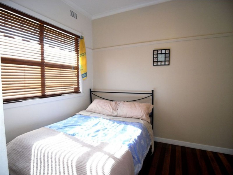 50 Upfold St, Mayfield NSW 2304