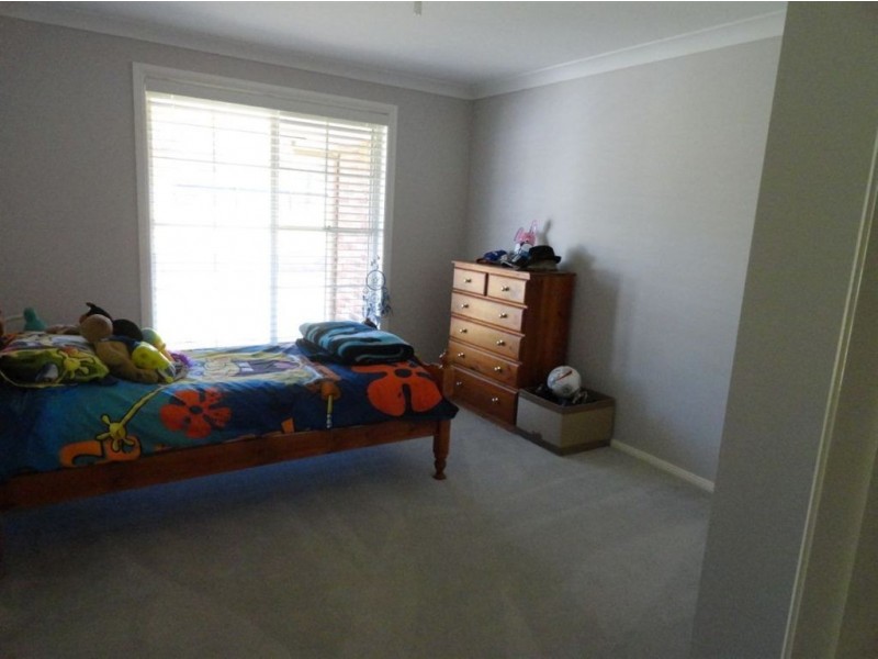 90 River Rd, Windella NSW 2320
