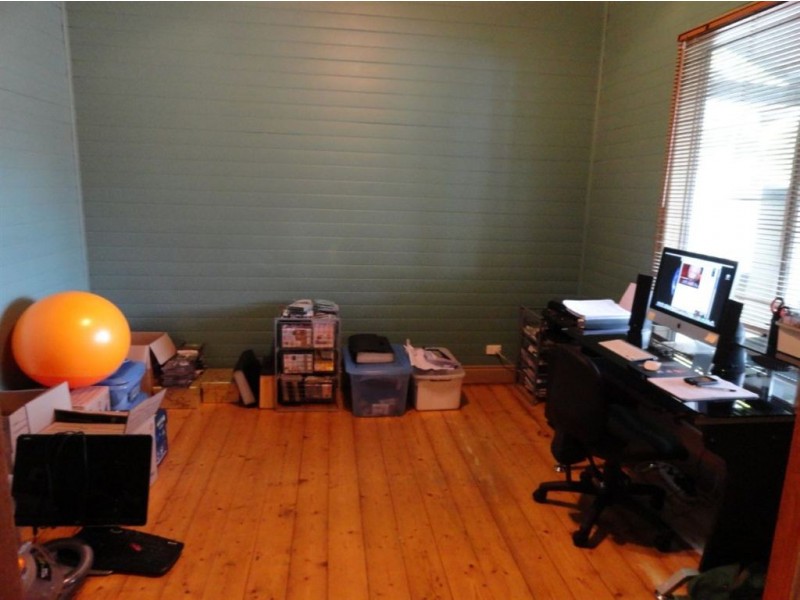 18 Hewison Street, Tighes Hill NSW 2297