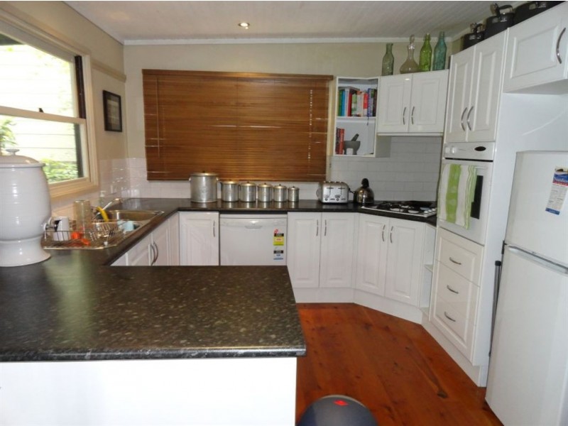 18 Hewison Street, Tighes Hill NSW 2297