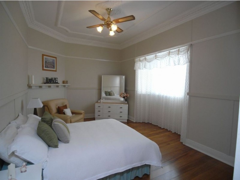 15 Croydon St, Mayfield NSW 2304