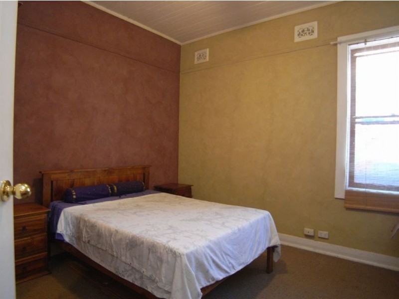 6 Bull St, Mayfield NSW 2304