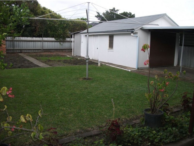 4 Moolcha Street, Mayfield NSW 2304
