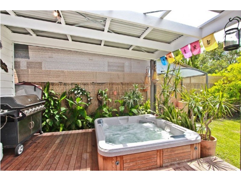 17 Railway Terrace, Mayfield NSW 2304