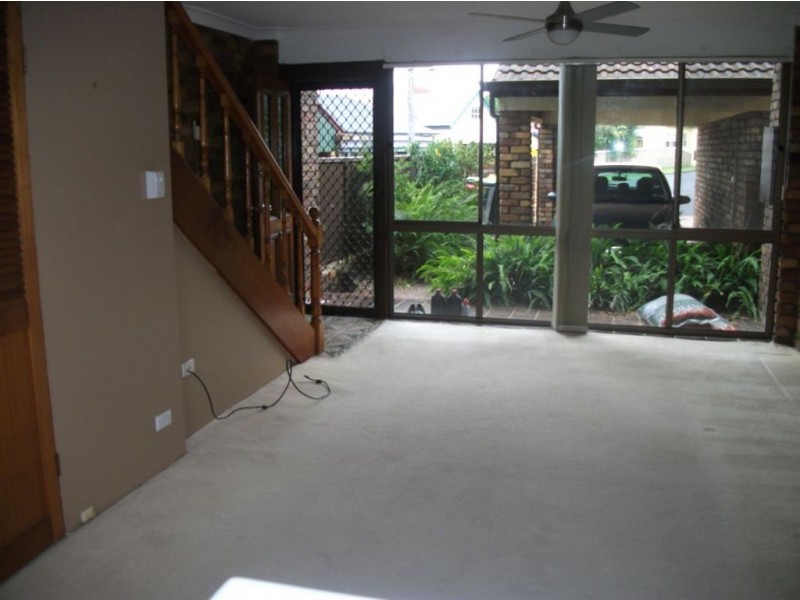 4/7a Section Street, Mayfield NSW 2304