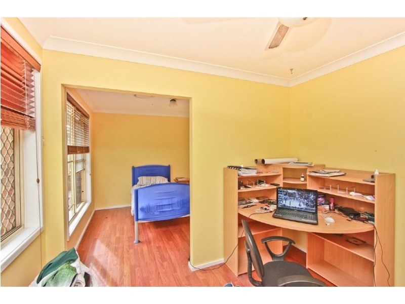 20 Bakeri Cct, Warabrook NSW 2304