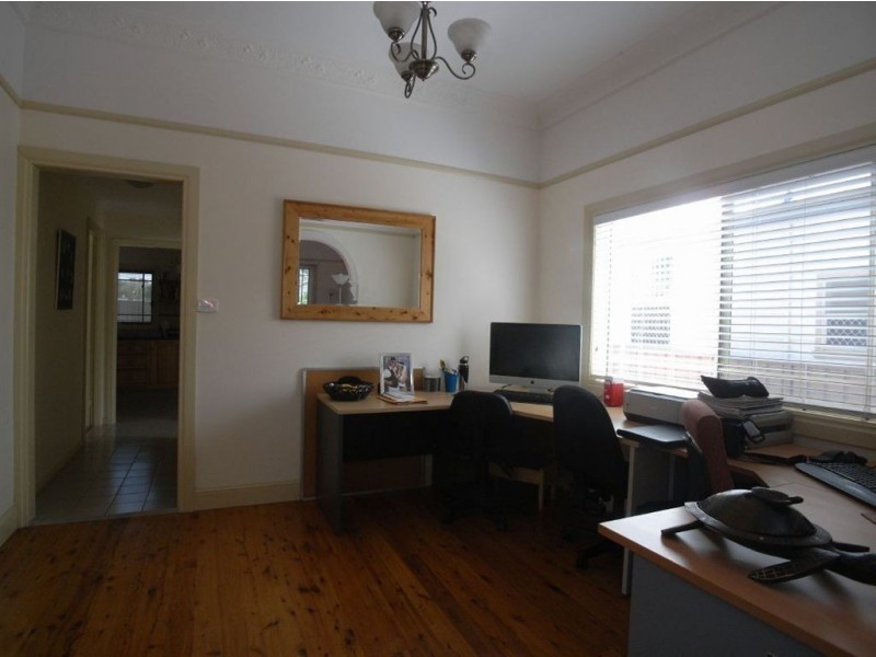 3 Carandotta St, Mayfield NSW 2304