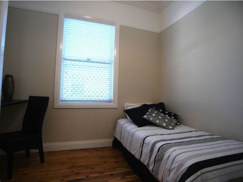 14 Hart Street, Mayfield NSW 2304